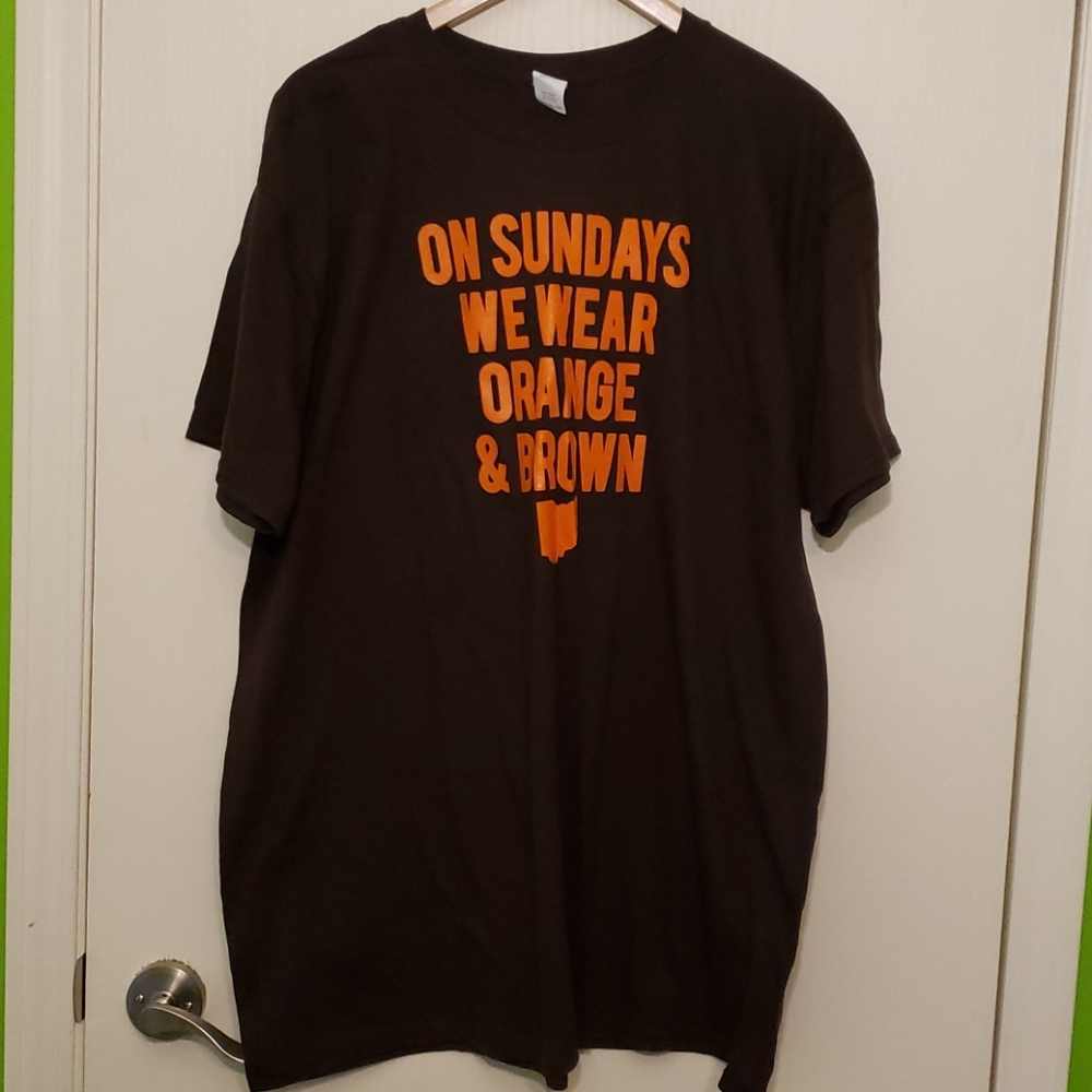 Cleveland Browns T-shirt *NWT*